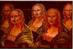Chorus as Mona Lisas, Act II