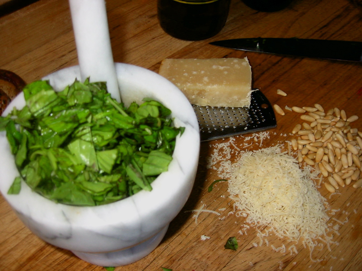 basil in the mortar